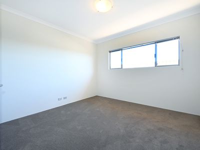 3 Canister Rise, Alkimos