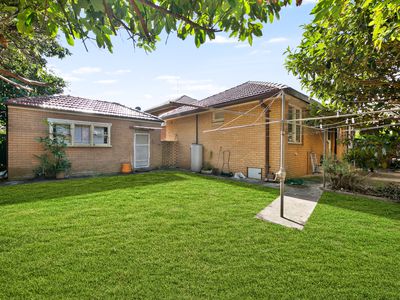 14 Mascot Drive, Eastlakes