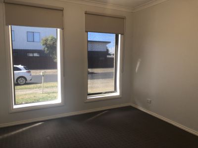 25 Two Bays Drive, St Leonards