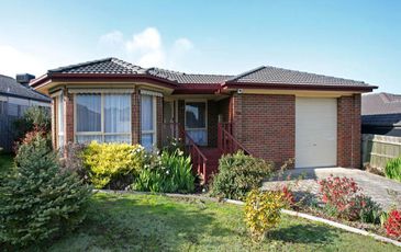11 Redmore Court, Berwick