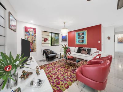 21 / 351 Lake Street, Cairns North