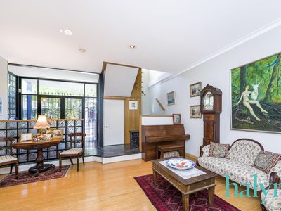 27 Tully Road, East Perth