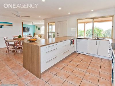 22 Mal Campbell Drive, Craignish