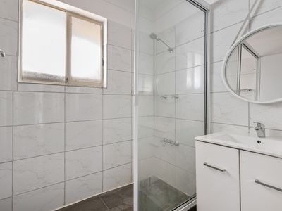 1 / 5 Horsfield Place, Victory Heights