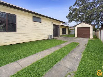 53 Griffiths Street, Oak Flats