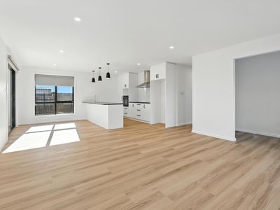 2 / 26 Deavan Drive, Shorewell Park