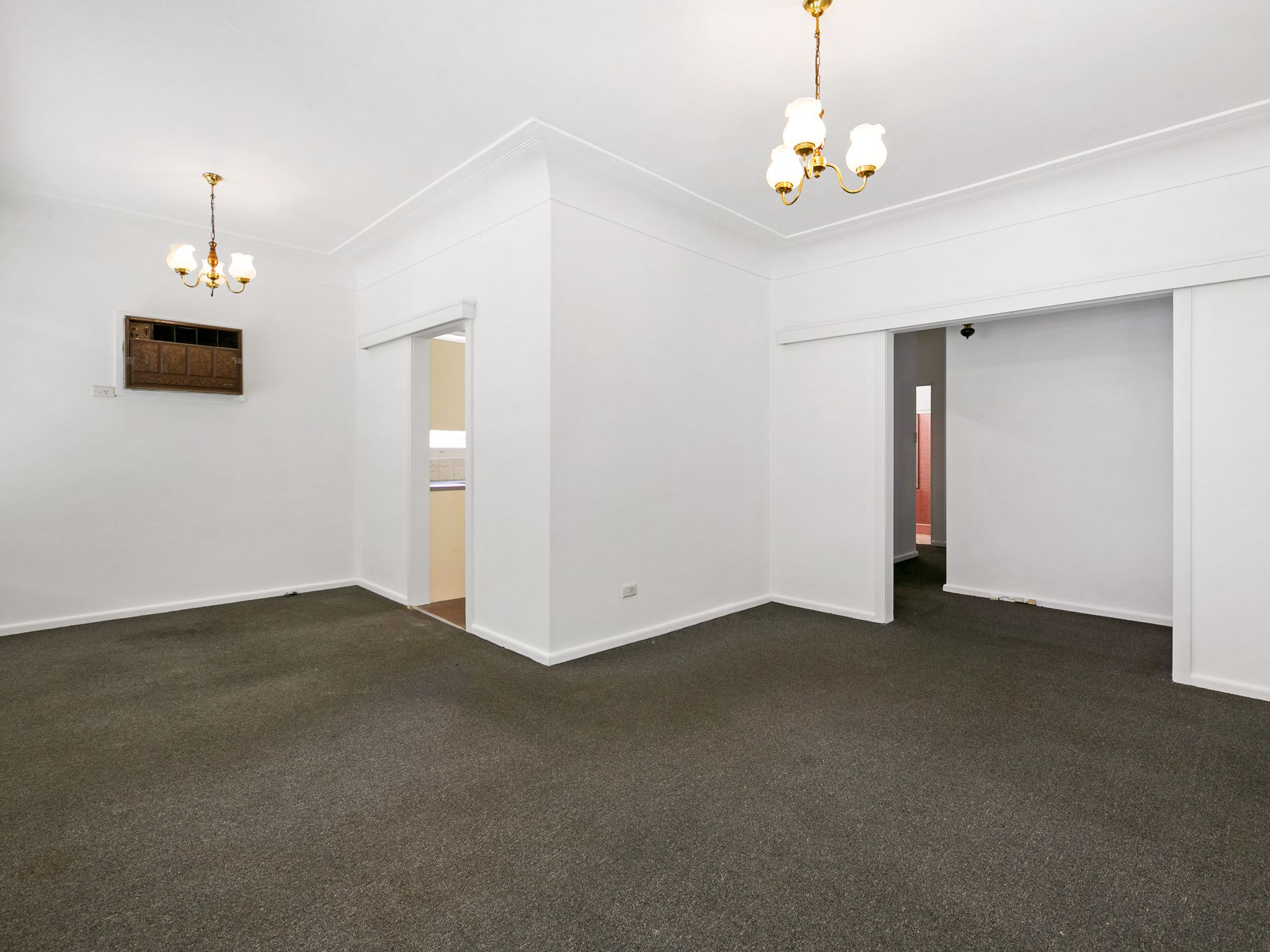 14 Mascot Drive, Eastlakes