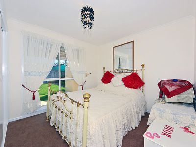3 Whimbrel Court, Werribee