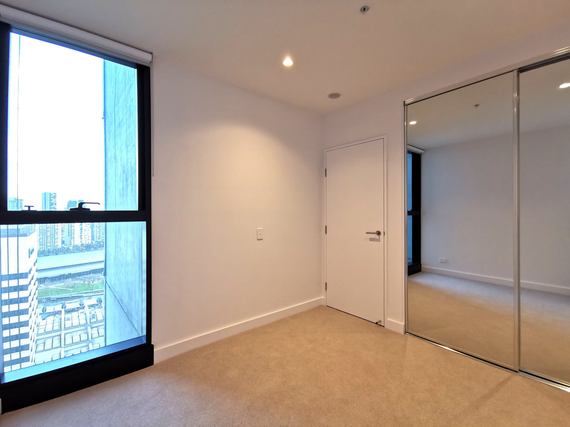 2010 / 628 Flinders Street, Docklands