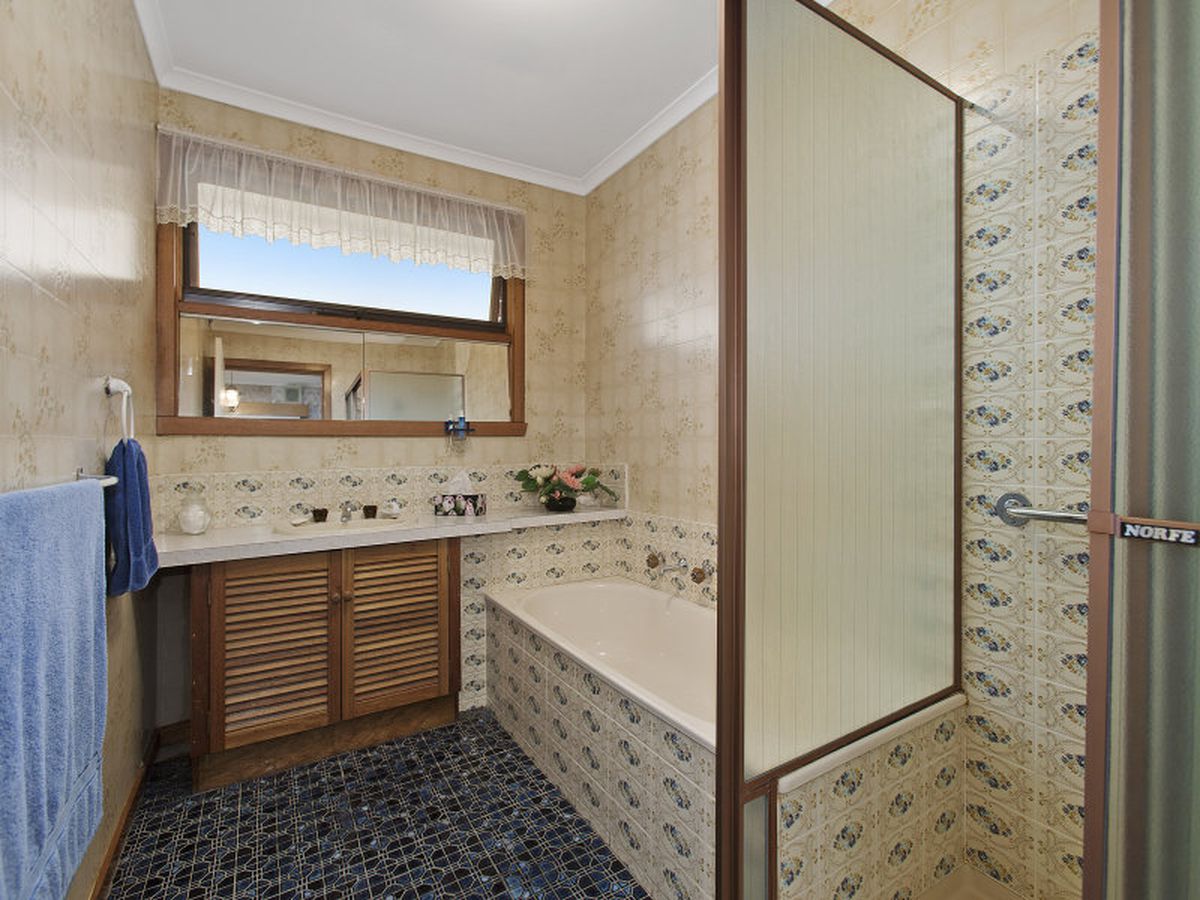 22 Burchall Grove, Dandenong North