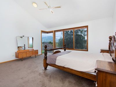 62 Edgeworth Avenue, Kanahooka
