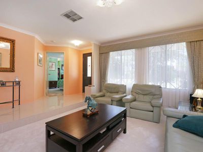 3 Alpina Bend, Canning Vale