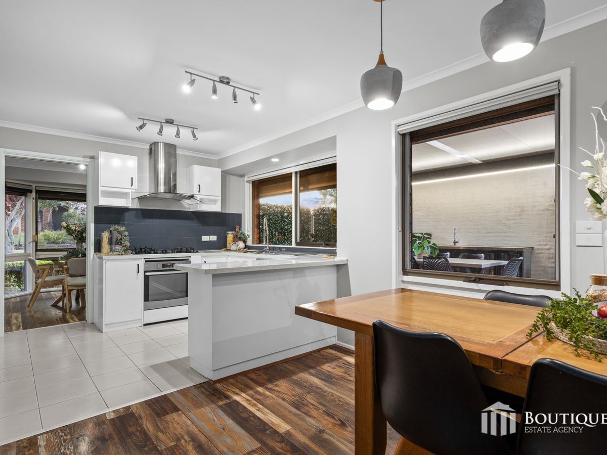 21 Bellbrook Drive, Dandenong North