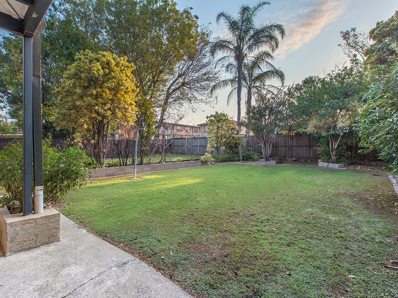 836 Sandgate Road, Clayfield