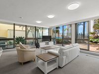 1 / 20 Orchid Avenue, Surfers Paradise