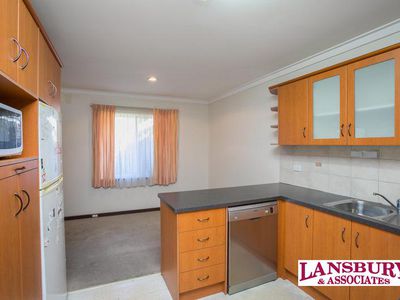 2 / 35 Third Street, Bicton