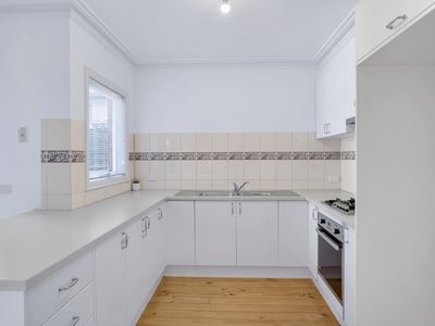 7 Leichardt Cres, Reservoir