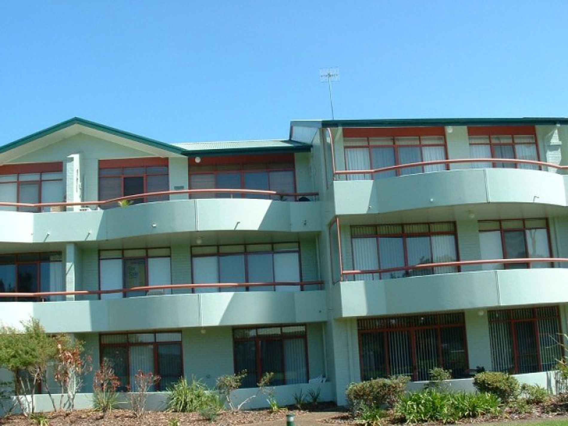 15 / 1a Mitchell Parade, Mollymook