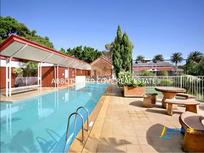 1 / 2A Walton Crescent, Abbotsford