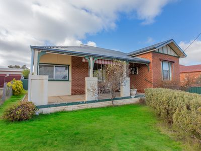 51 Darling Avenue, Cowra