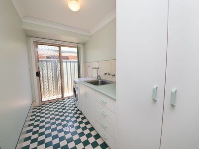 8 Castlereagh Avenue, Dubbo