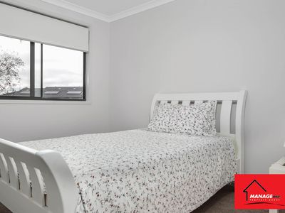 37 / 41 Lawrenson Circuit, Jacka