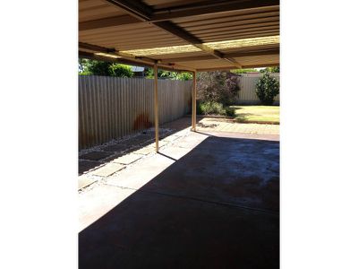 61 Hume Road, Thornlie