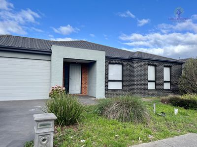105 Alamanda Boulevard, Point Cook