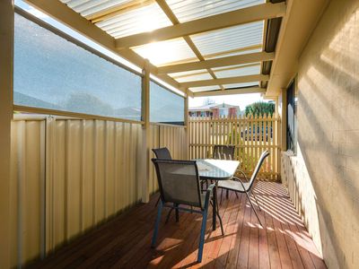 2 SWIFT COURT, Wodonga