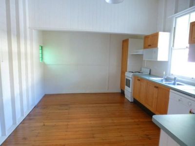 16 Edward Street, Kingaroy