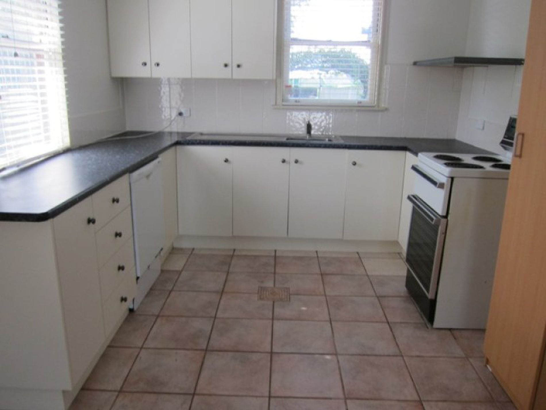 19 Hardwick Crescent, Mount Warrigal