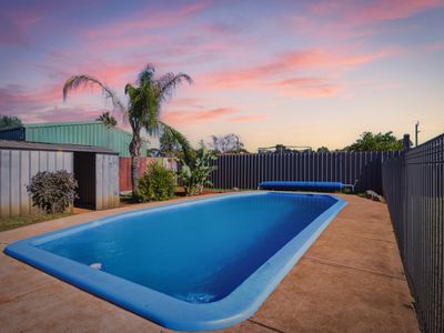 12 Starlight Place, South Kalgoorlie