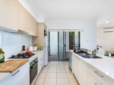 35 Azure Way, Hope Island