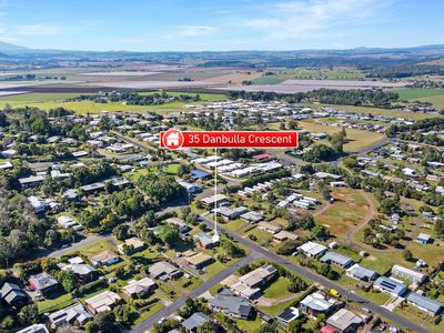 35 DANBULLA CRESCENT, Atherton