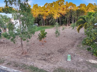 28 Marine Parade, Midge Point