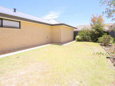 4 Lukin Loop, Pinjarra