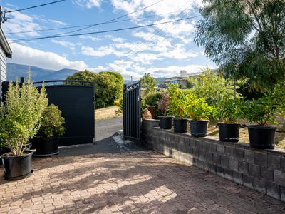 11 Continental Road, Glenorchy