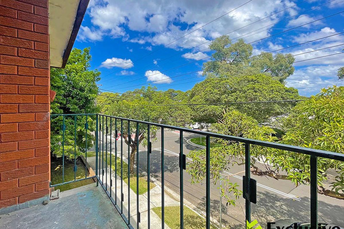 3 / 43 Henley Road, Homebush West