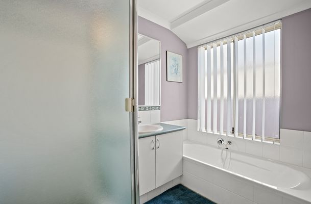 26 Amity Circuit, Shoalwater