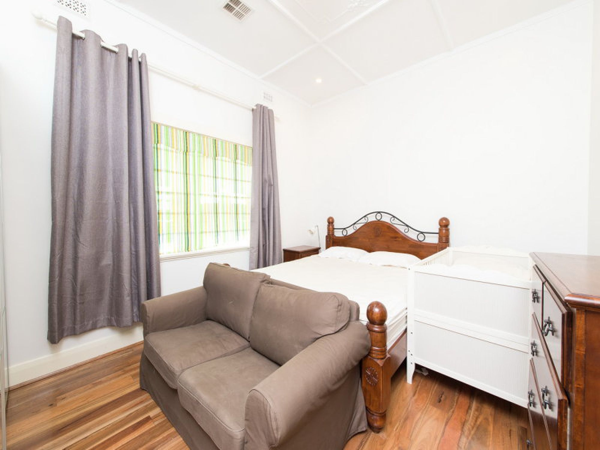 155 Sixth Avenue, Royston Park