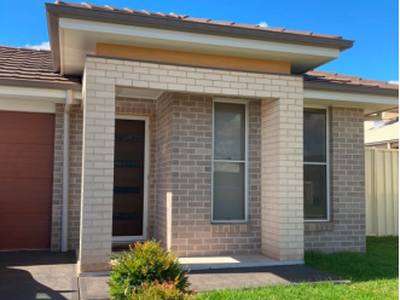 4 Graza Avenue, Dubbo