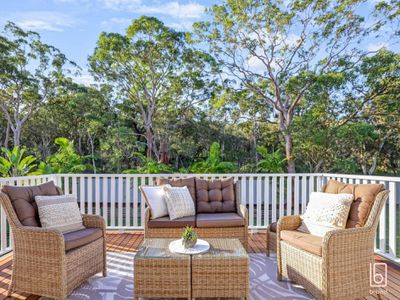 35 Eyre Crescent, San Remo