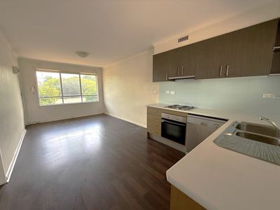 7 / 3-5 Hargreaves Crescent, Braybrook