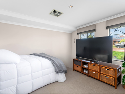 7 Ellesmere Circuit, Success