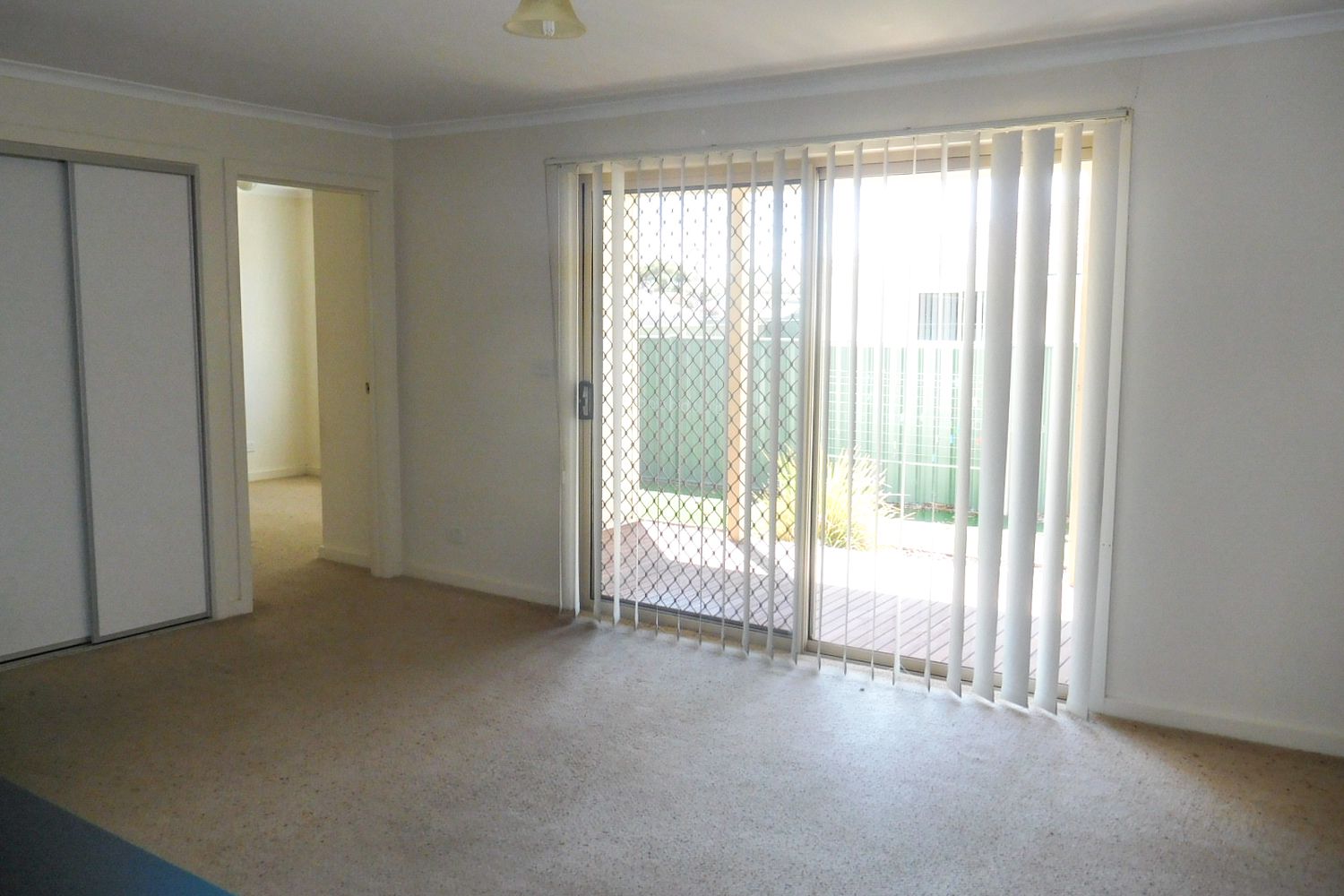 1 / 26 Philip Street, Horsham