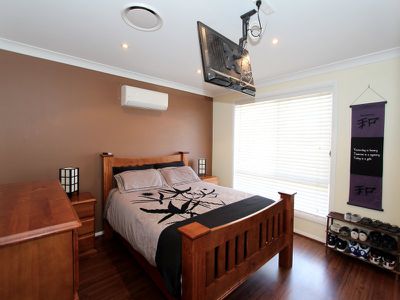 4 Crawford Crescent, Windradyne