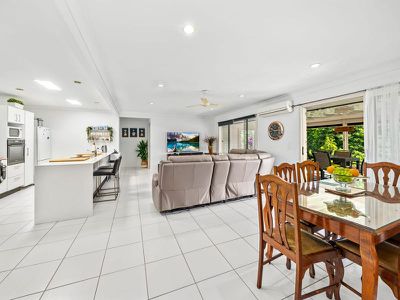 6 River Cherry Place , Maleny