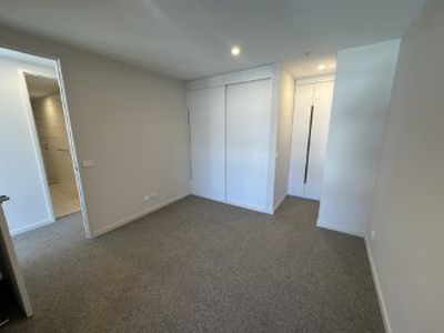 402a / 51 Johnson Street, Reservoir