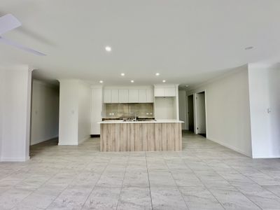 4 Hugo St, Rosewood