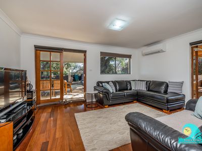 22 Chrisp Place, Yanchep